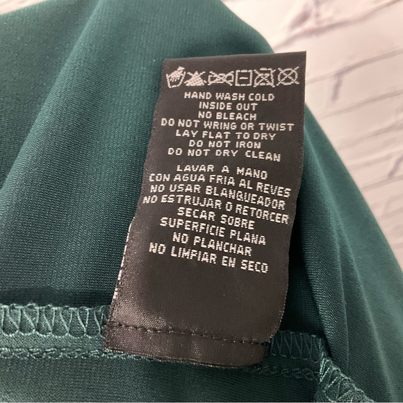 Night Way Lace Bodice Prom Dress, Size 8 - Picture 13 of 14